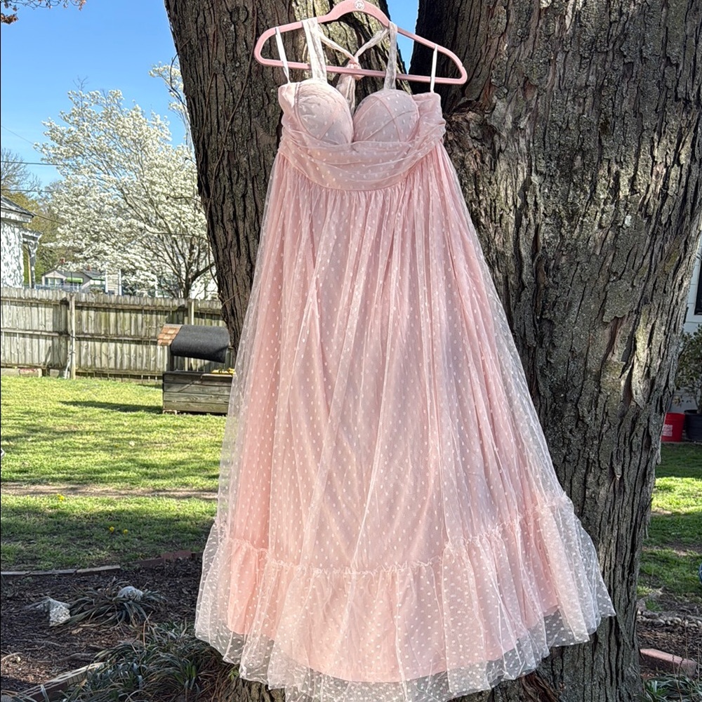 Elegant Pink halter top maxi dress